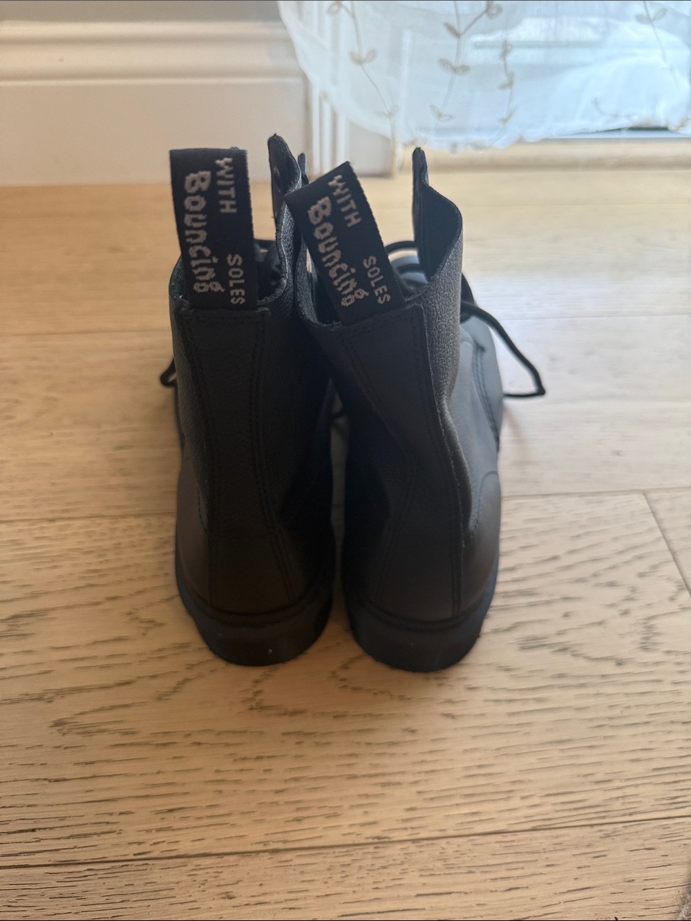 Dr. Martens Black Leather Chukka Boots with Heel Loops brand new never worn